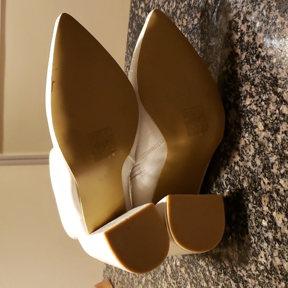 PrettyLittle Thing Boot - Picture 10 of 11